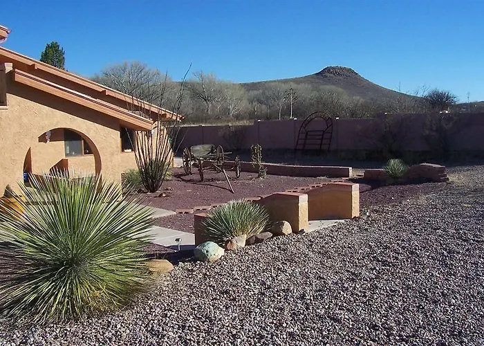 Lazy Dog Ranch 3*