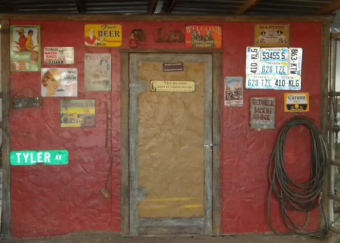 Lazy Dog Ranch 3*
