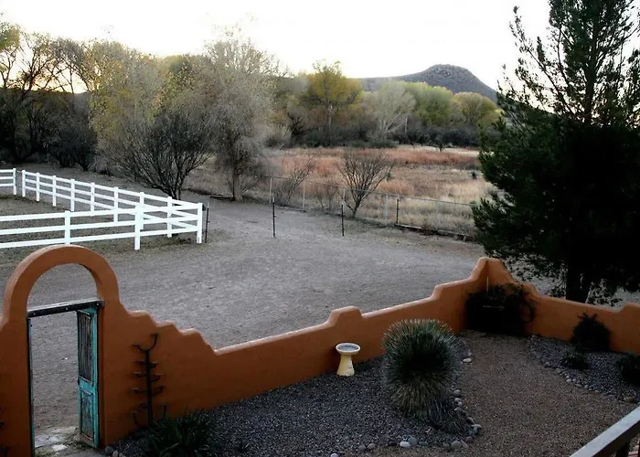 Lazy Dog Ranch Hotel Sierra Vista